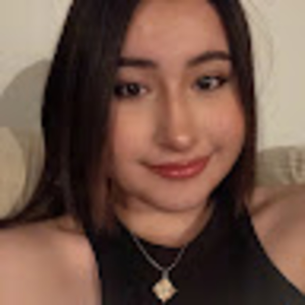 Meet your Posher, Alejandra